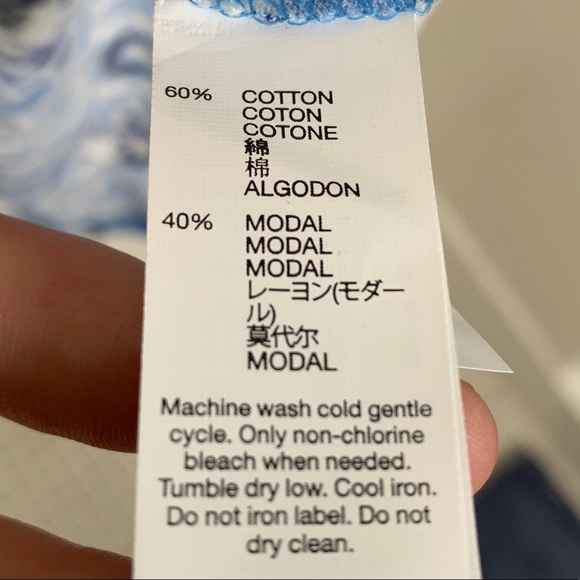 NWOT Gap Women's Top - Picture 6 of 6